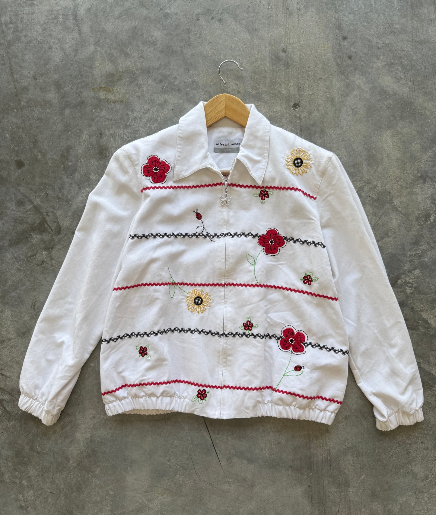 Alfred Dunner Embroidered Summer Jacket - M