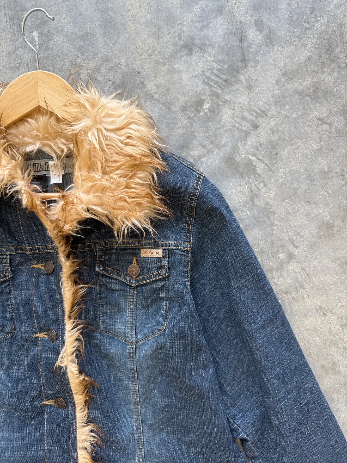 Billabong Faux Fur Jean Jacket - L